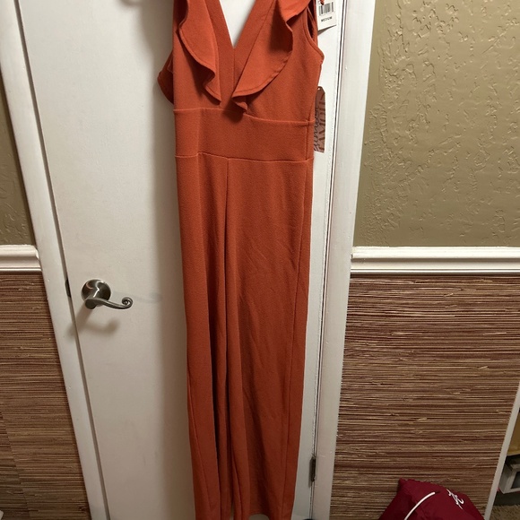 Romper - Picture 1 of 4